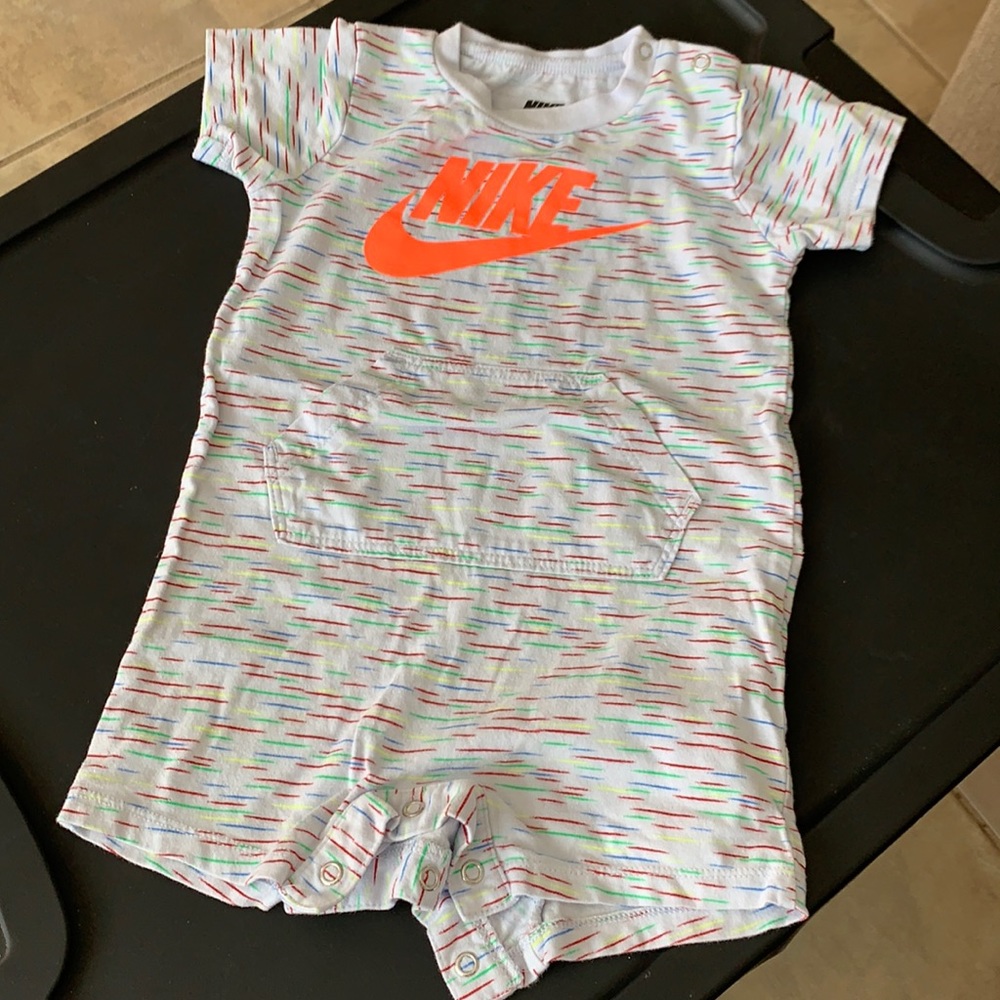 Nike shorts onesie size 12 months